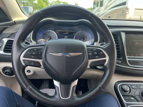 2016 Chrysler 200 C