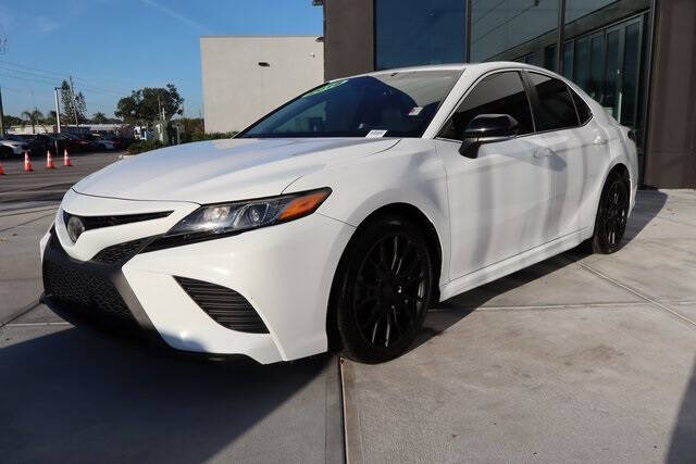 2018 Toyota Camry SE