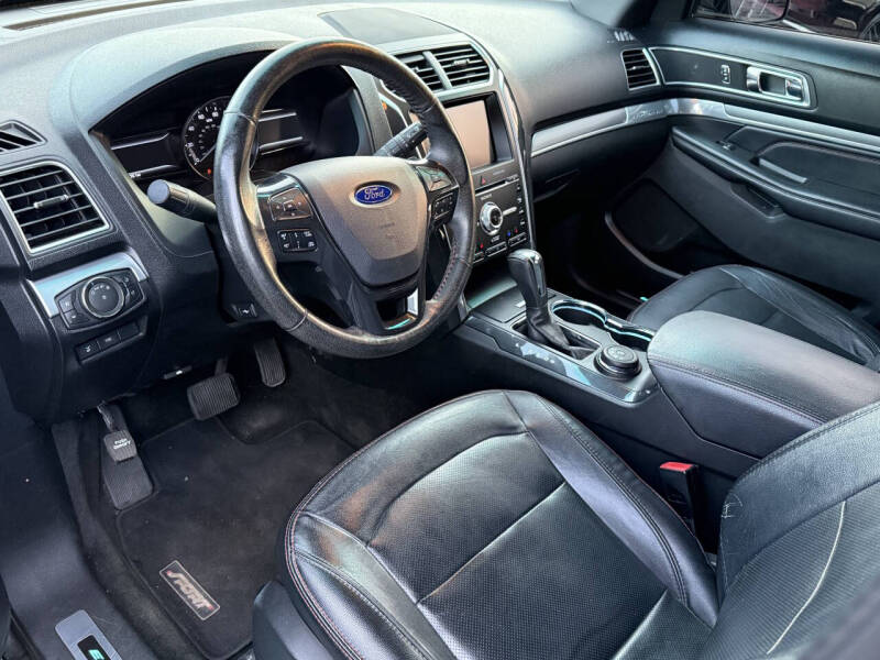2016 Ford Explorer Sport