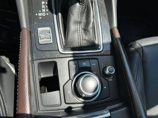 2018 Mazda MAZDA3 Touring