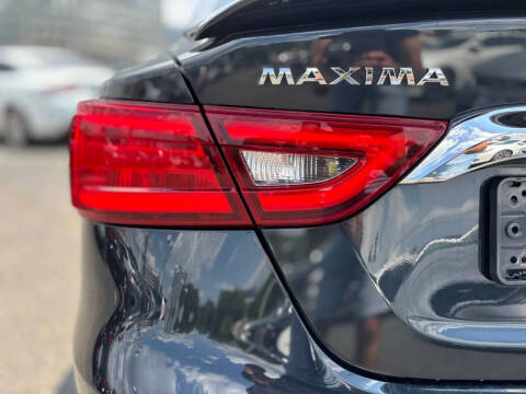 2017 Nissan Maxima Platinum
