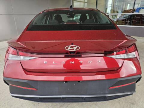 2024 Hyundai Elantra SEL