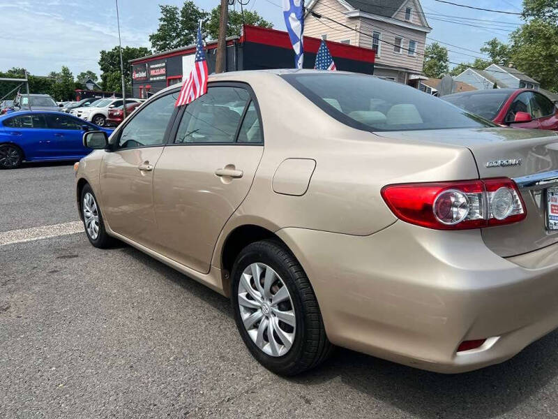 2012 Toyota Corolla LE