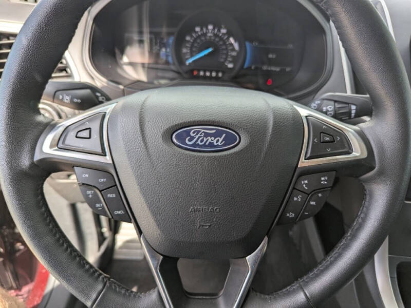 2024 Ford Edge