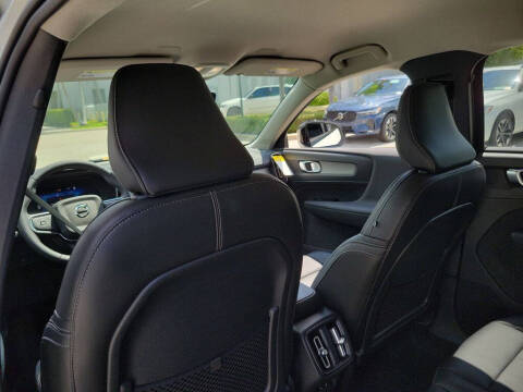 2026 Volvo XC40 B4 Core