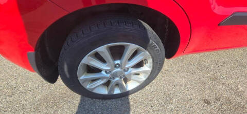 2012 Kia Soul +