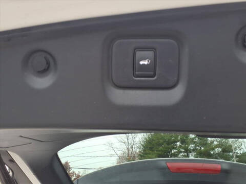 2016 Nissan Pathfinder SL