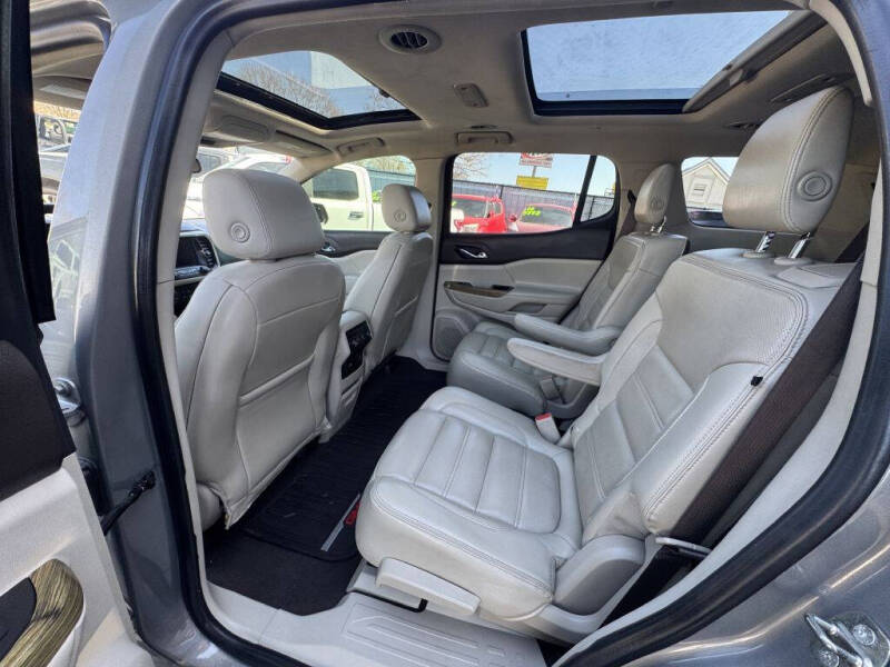 2019 GMC Acadia Denali