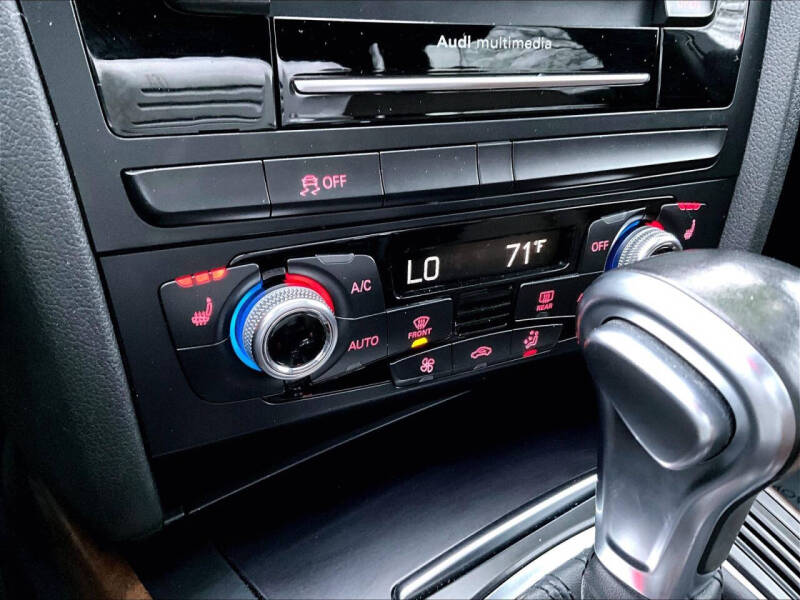 2015 Audi A4 2.0T quattro Premium