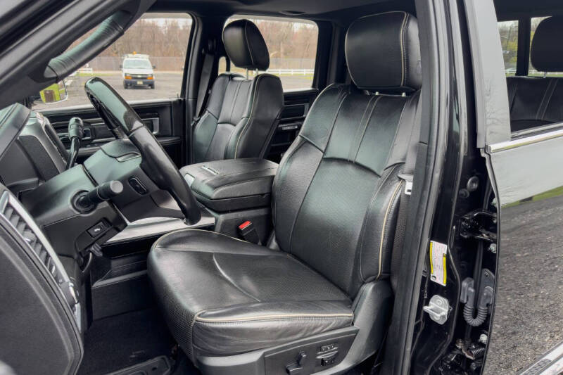 2018 RAM 3500 Laramie Limited