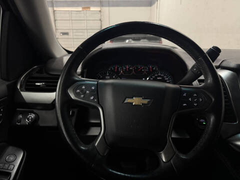 2017 Chevrolet Suburban LT