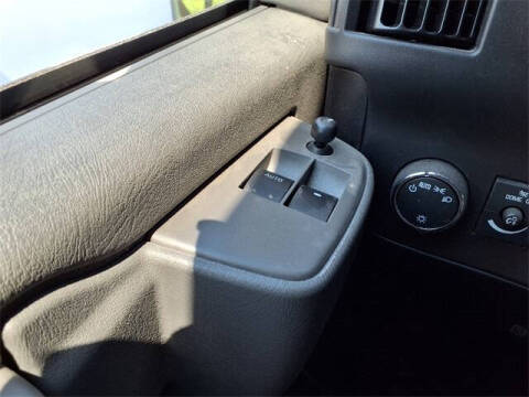 2025 Chevrolet Express 2500