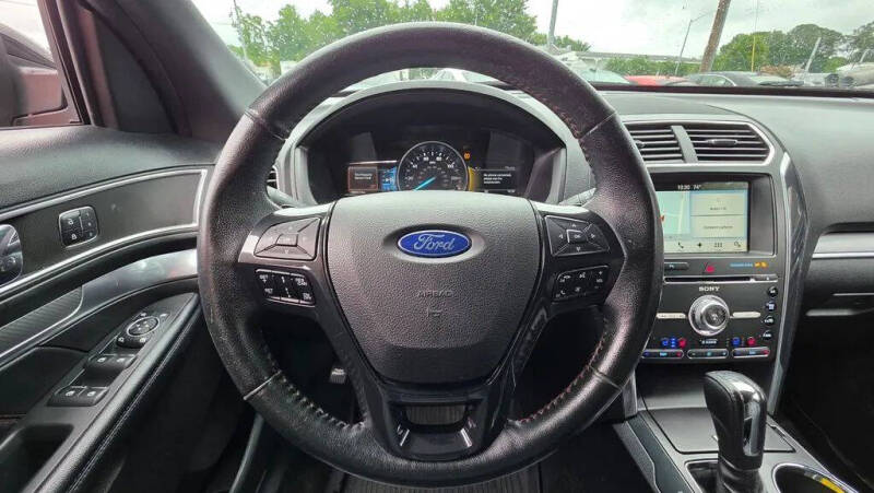 2017 Ford Explorer Sport