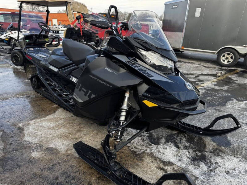 2019 Ski-Doo Backcountry™ 850 E-TEC B