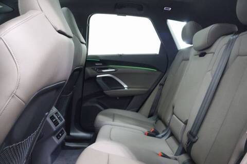 2025 Audi Q5 quattro Prestige TFSI