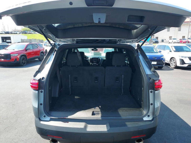 2023 Chevrolet Traverse LT Cloth