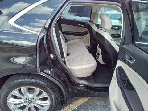 2019 Ford Edge Titanium