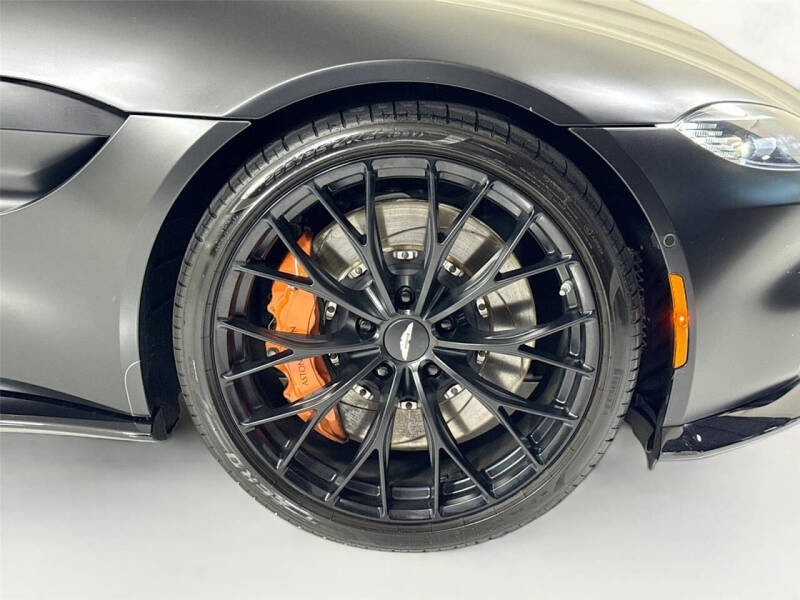 2022 Aston Martin Vantage