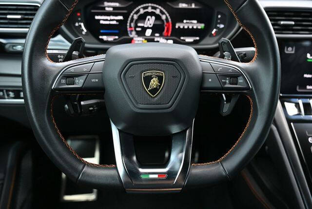 2023 Lamborghini Urus S