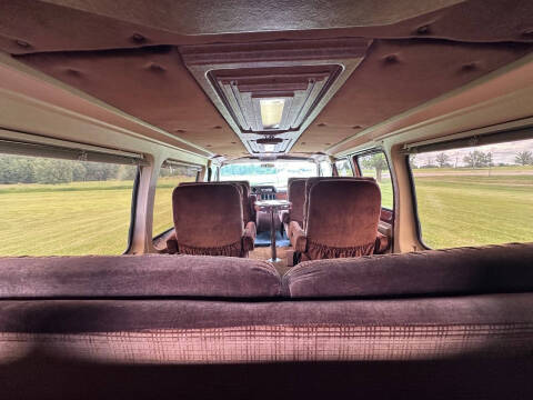 1984 Dodge Ram Van