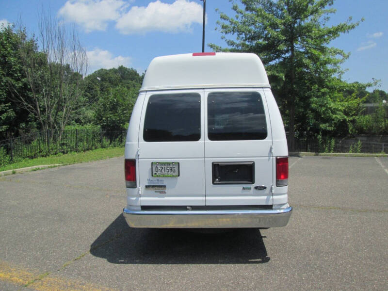 2013 Ford E-Series E-250