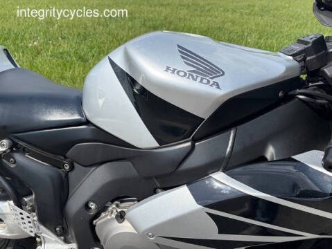 2004 Honda CBR1000RR