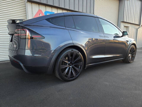 2022 Tesla Model X Plaid