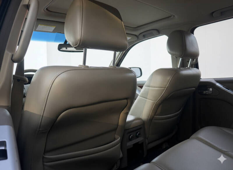 2008 Nissan Pathfinder LE