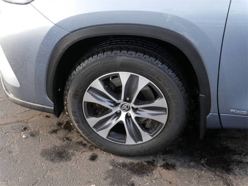 2021 Toyota Highlander Hybrid XLE