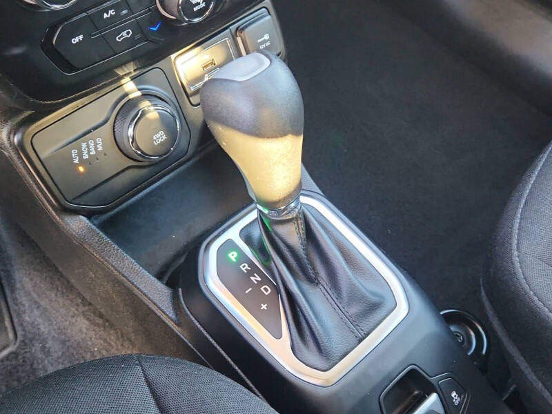 2023 Jeep Renegade Latitude