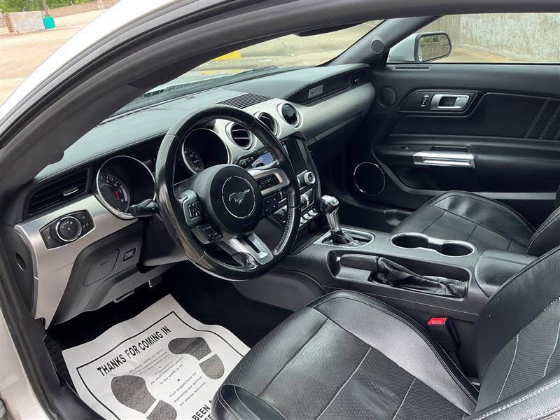 2019 Ford Mustang EcoBoost