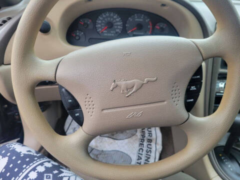 2001 Ford Mustang