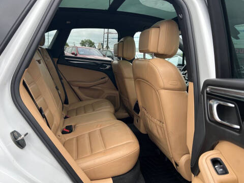2017 Porsche Macan GTS