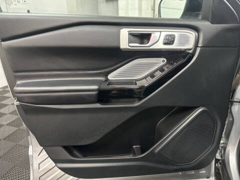 2022 Ford Explorer Platinum