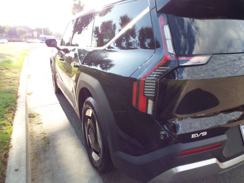 2024 Kia EV9 Light Long Range