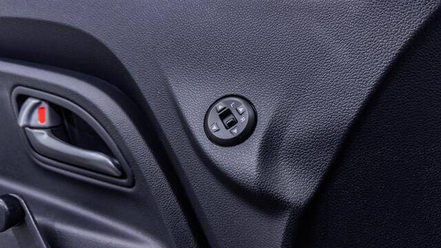 2016 Kia Rio 5-Door LX