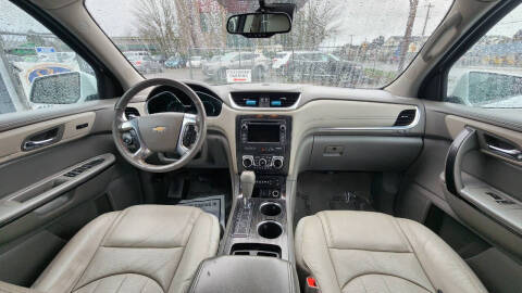2017 Chevrolet Traverse Premier