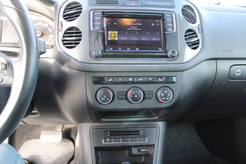 2017 Volkswagen Tiguan 2.0T Wolfsburg Edition 4Motion