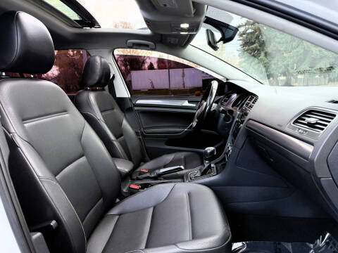 2018 Volkswagen Golf