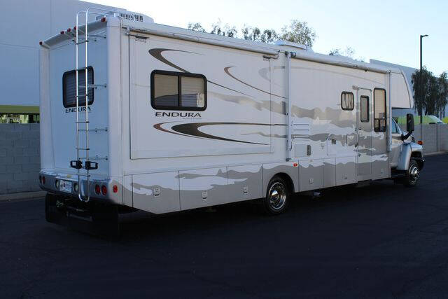 2004 Chevrolet Kodiak C5500 4X2 2dr Cutaway Motorhome 166 221 in WB For ...