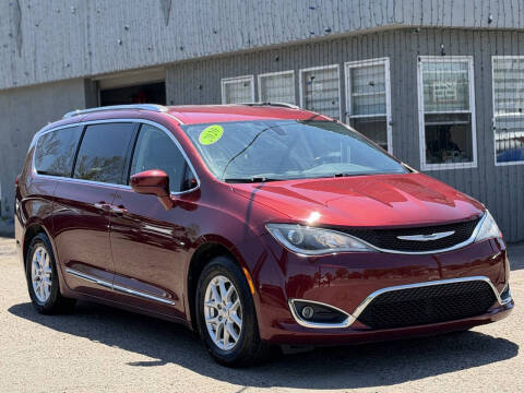 2020 Chrysler Pacifica Touring L