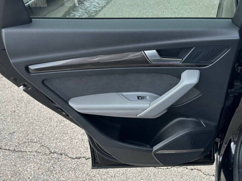 2022 Audi SQ5 3.0T quattro Prestige