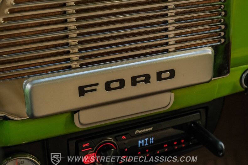 1951 Ford F-100