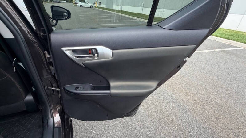 2012 Lexus CT 200h
