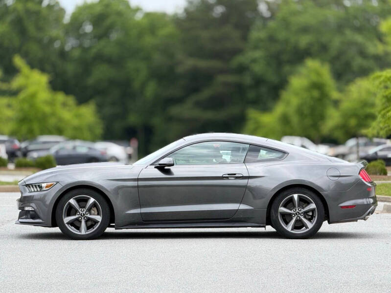 2016 Ford Mustang V6