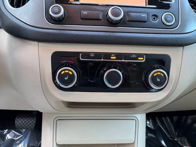 2011 Volkswagen Tiguan SE 4Motion