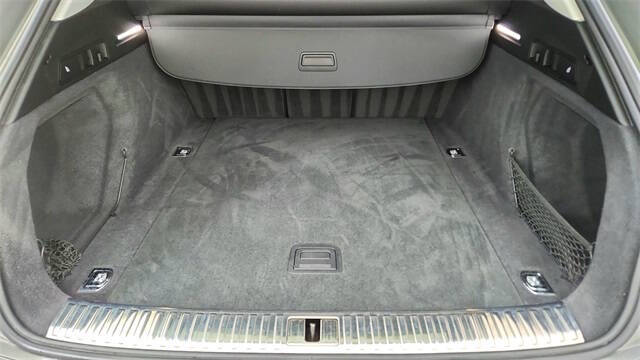 2024 Audi Q8 e-tron quattro Premium