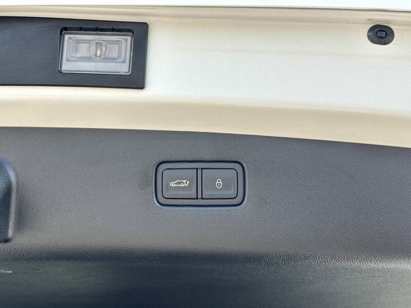 2026 Genesis GV70