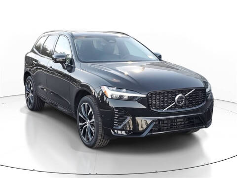 2025 Volvo XC60 B5 Plus Dark Theme