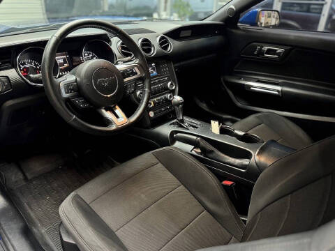 2017 Ford Mustang V6